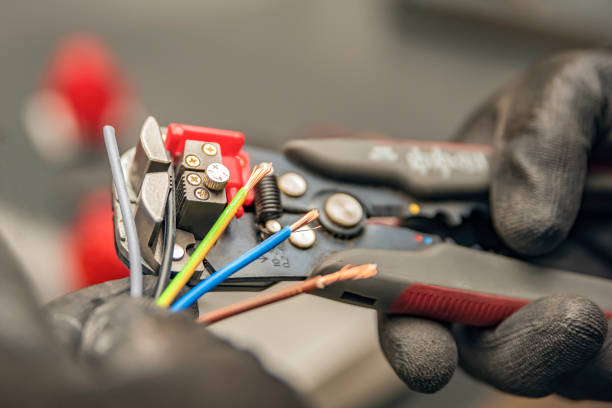 Best Licensed Electrician  in Foxfire, NC
